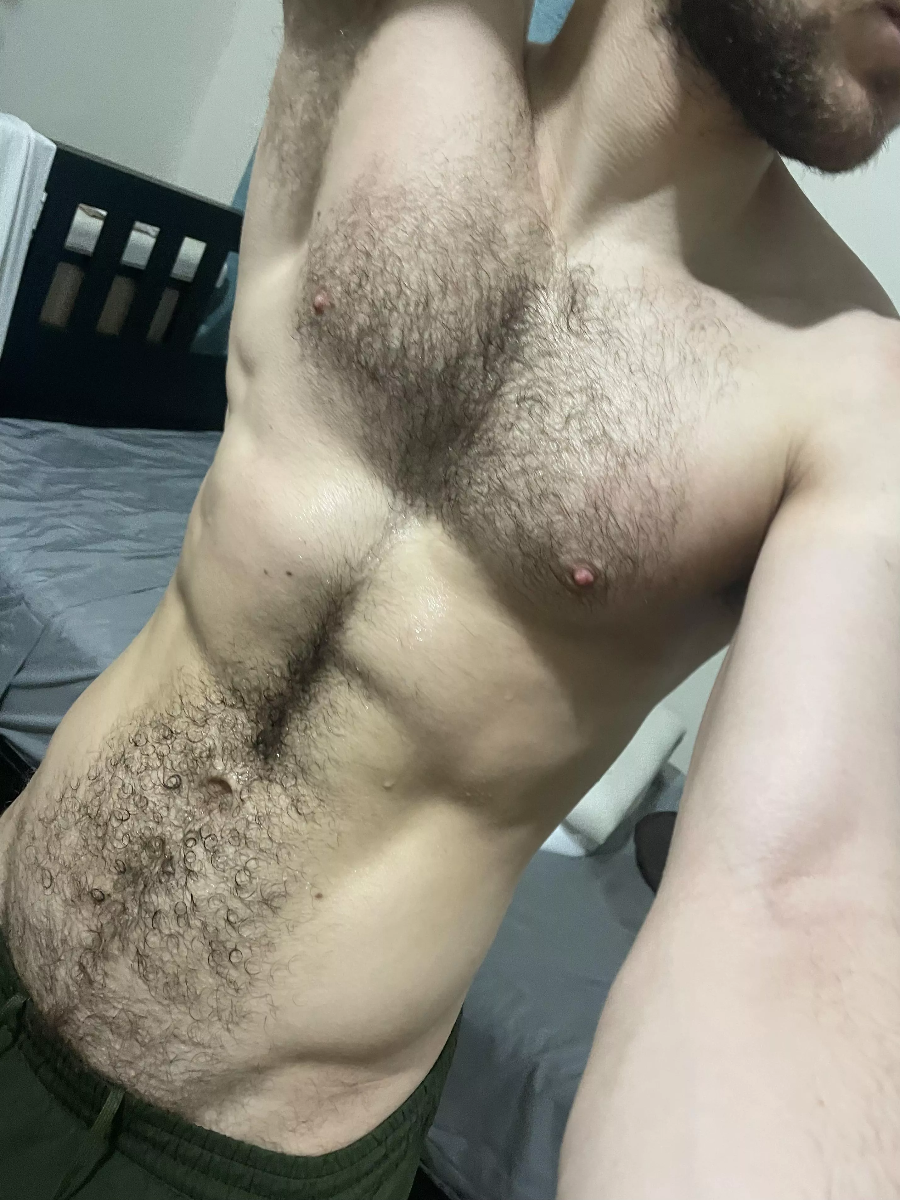 Stomach hair gets curly after cardio ➰