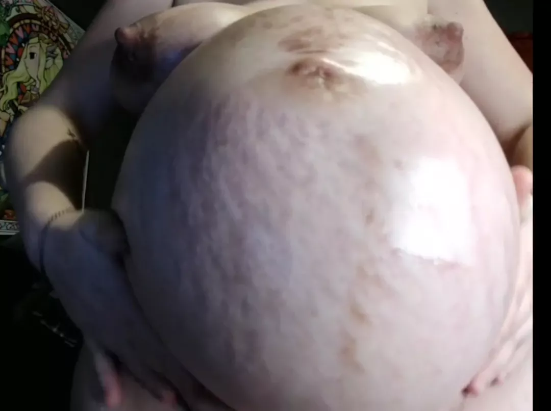 Your POV before I smother you and rest it on your forehead. Eat up daddy 😜