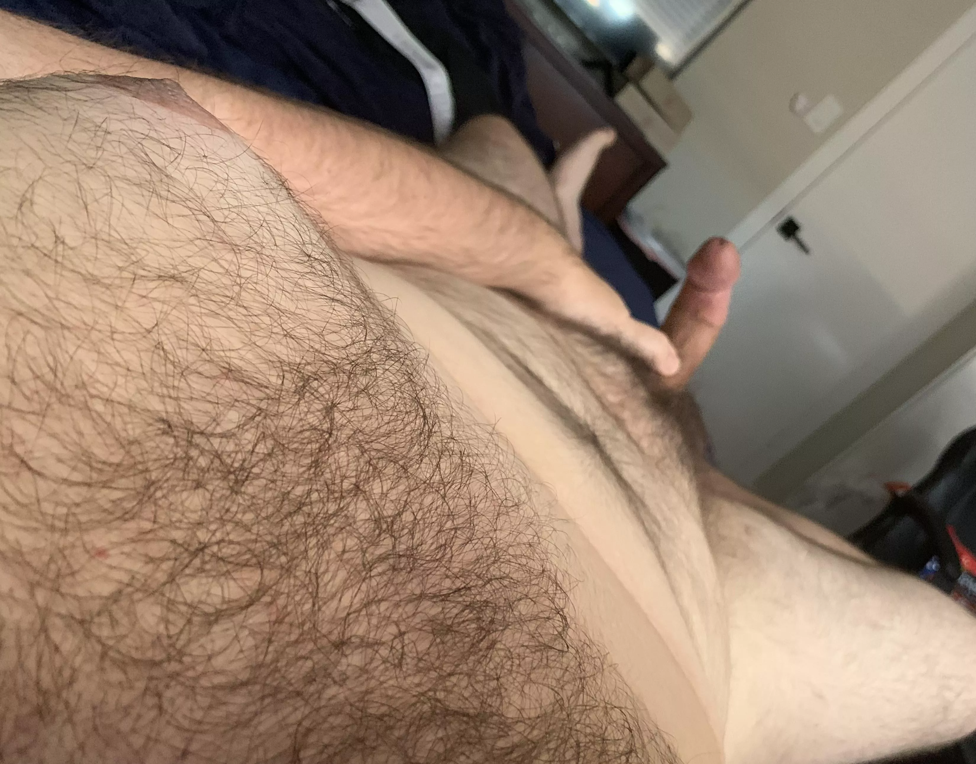 22 hairy cub looking for quick jerk with otters, muscle, and avg guys. Pm for snap