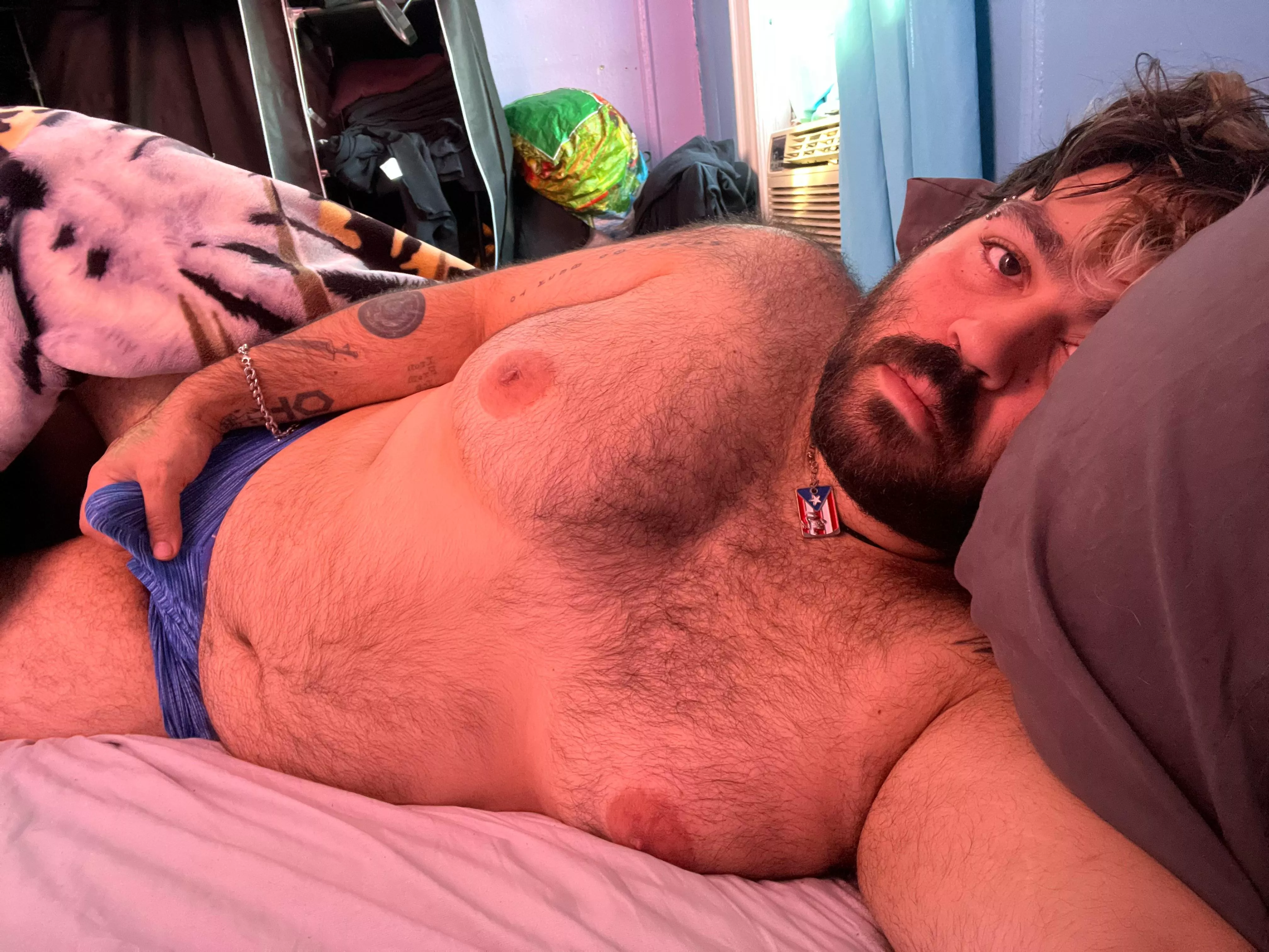 30 NYC. Bed head and morning wood for you ❤️