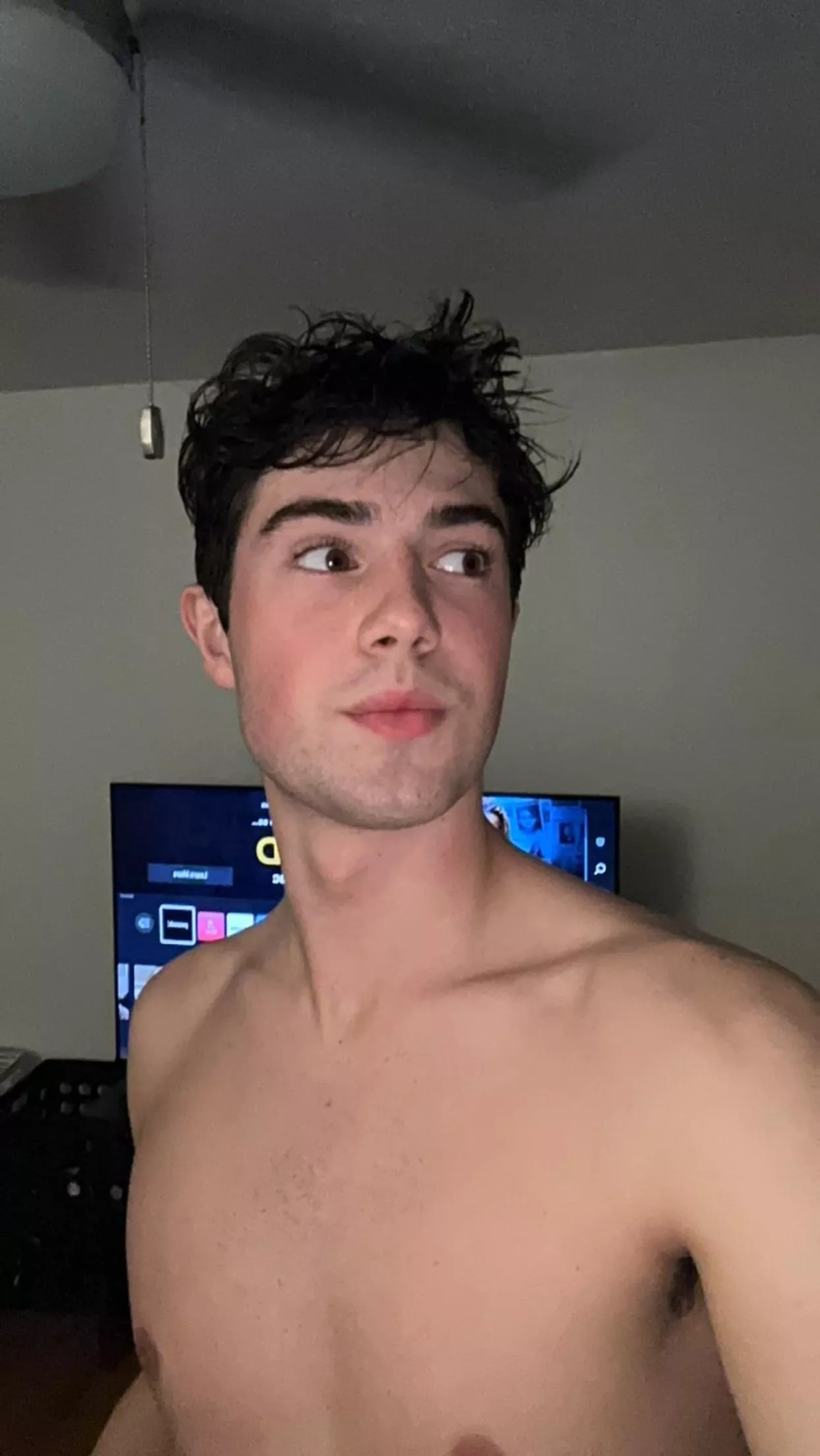 Any sugar daddy’s looking for a good boy? Dm me