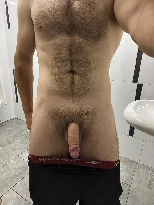 Good thing about being hairy is... if you can make it all the way down my cock, my fur is a pretty good scratch pad for your nose ;)