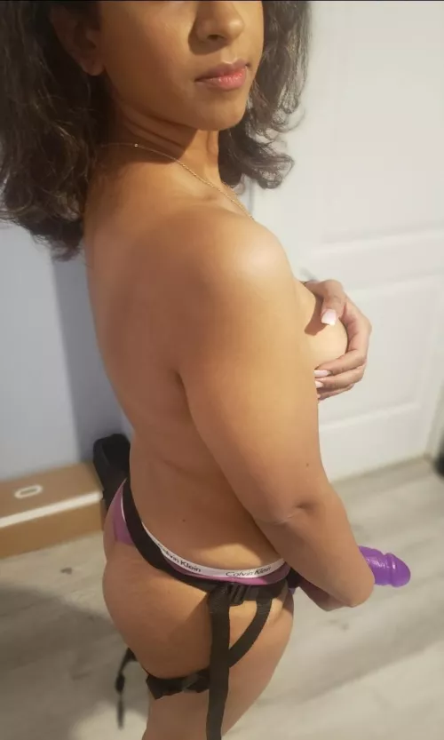 If you know how to service the back, you'll get reward with the front 😘🍆