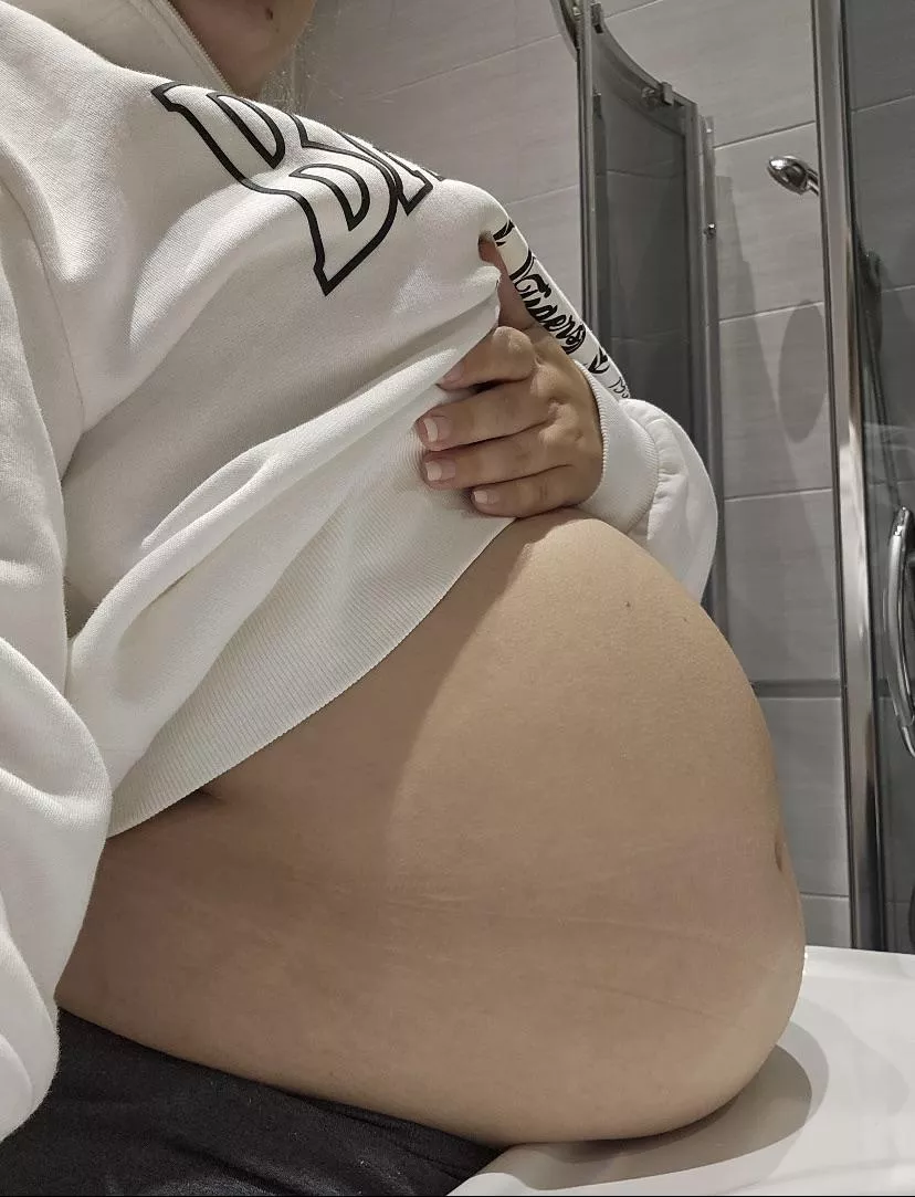 I’m so stuffed🤤🍕