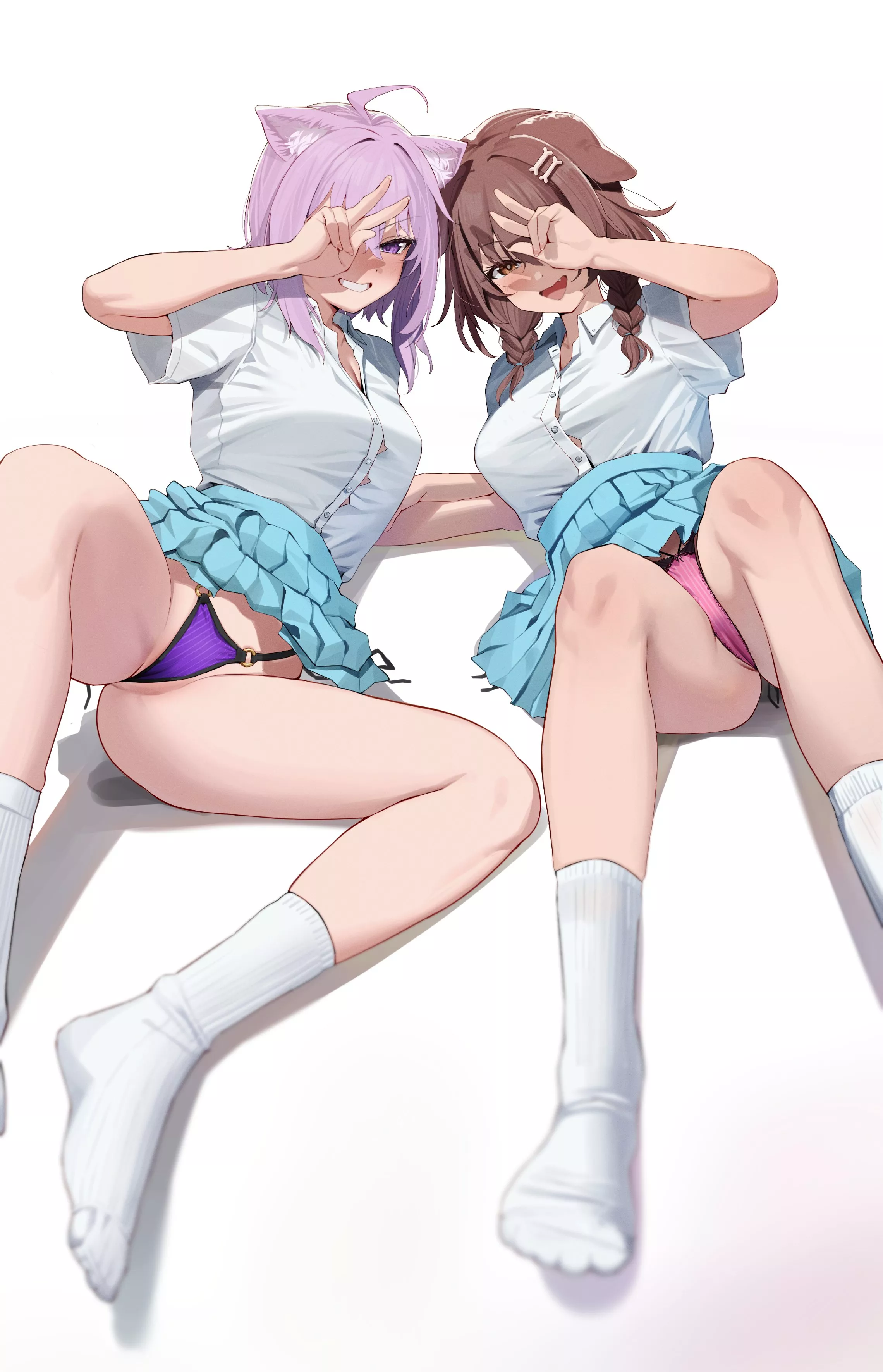 Korone and Okayu showing their panties (Ramanda) [Hololive]