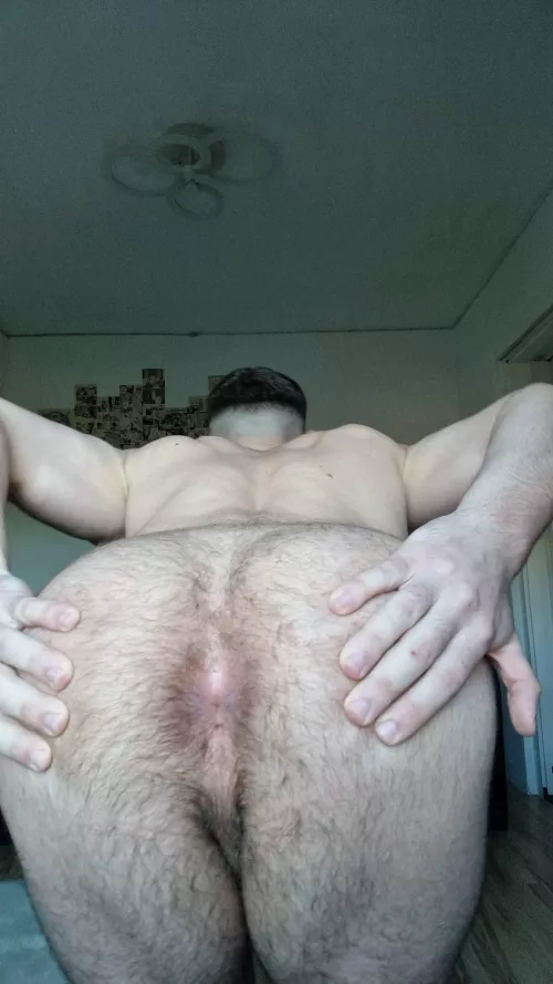 Say yes if you would like to fuck my tight hole