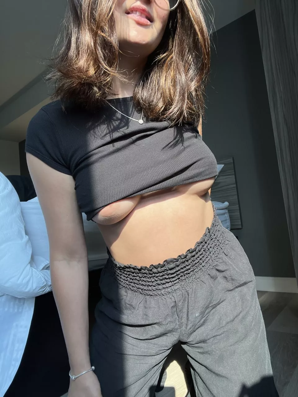 Small tits and no bra club