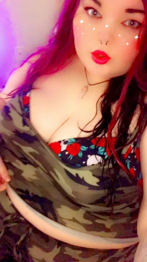 Wanna game with a goth girl