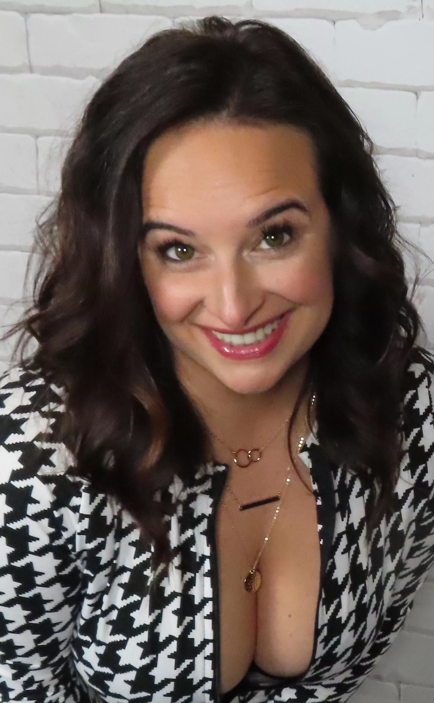 44 Year Old Brunette Milf