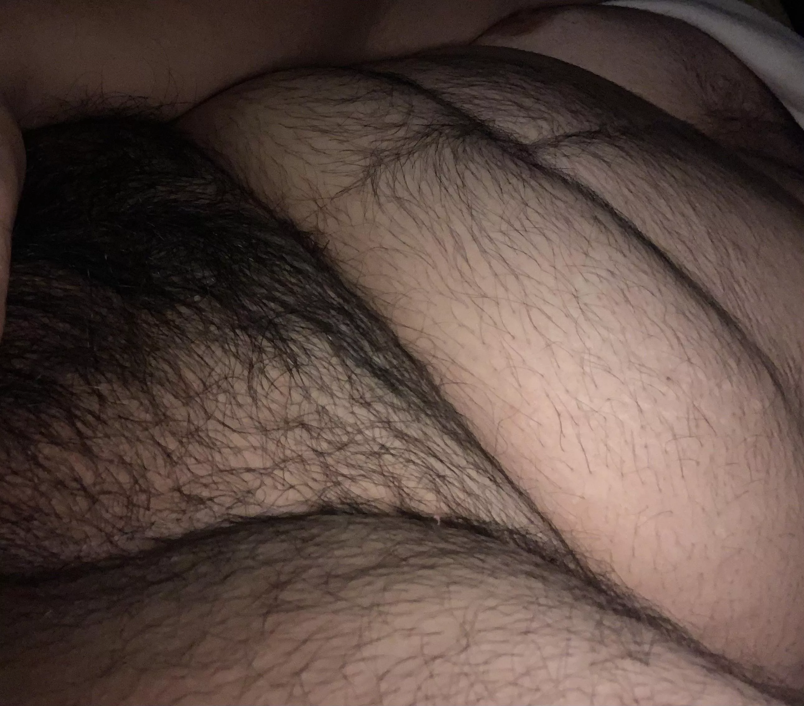 Any dude wanna have some dirty kinky chats and bond with me ? Hmu 😈