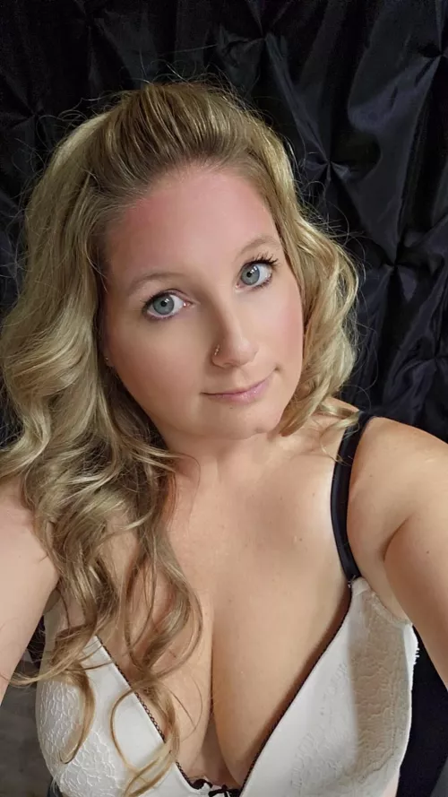 Anyone wanna cum all over my wife