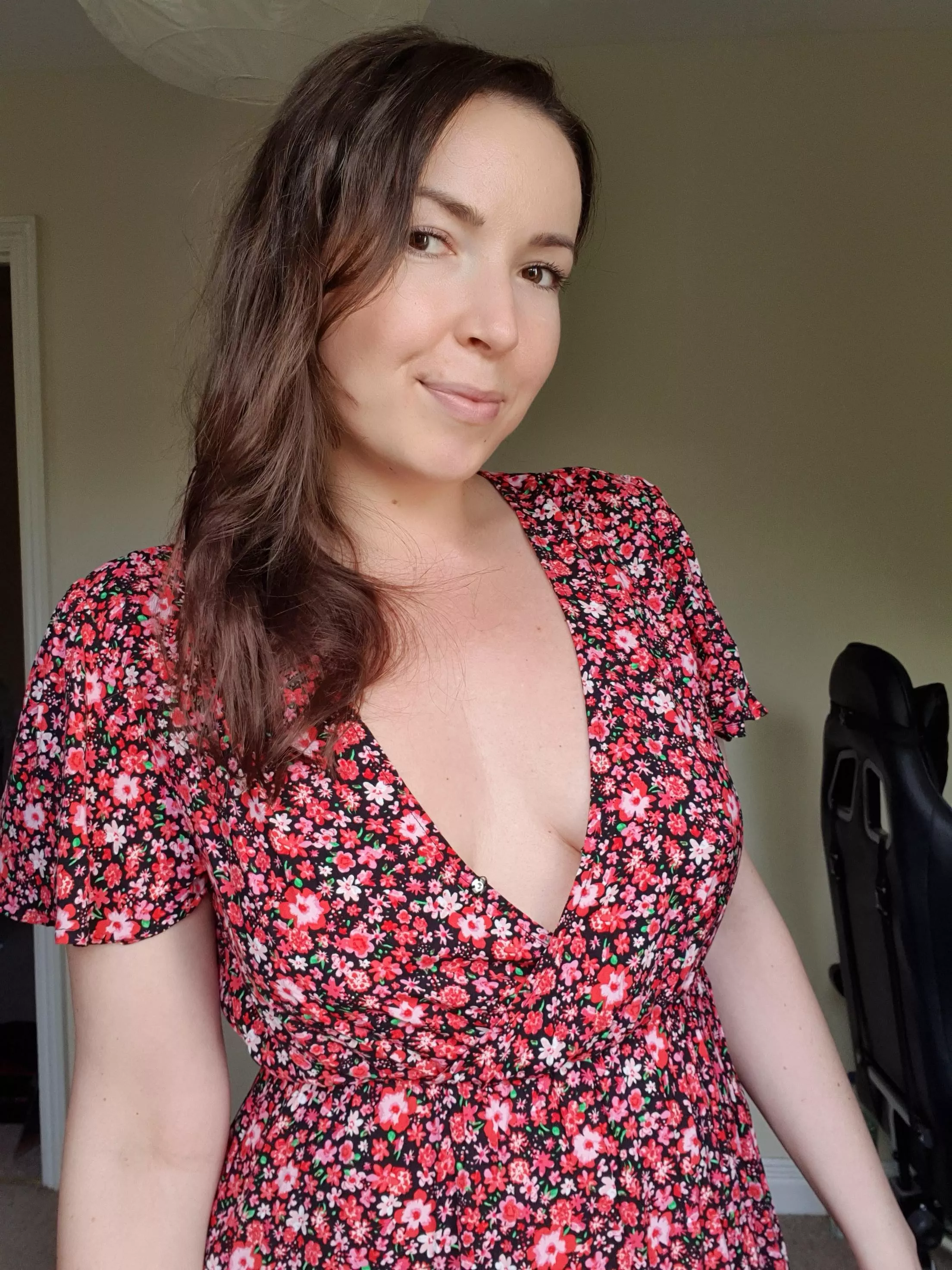 Big cleavage. Yay or nay?