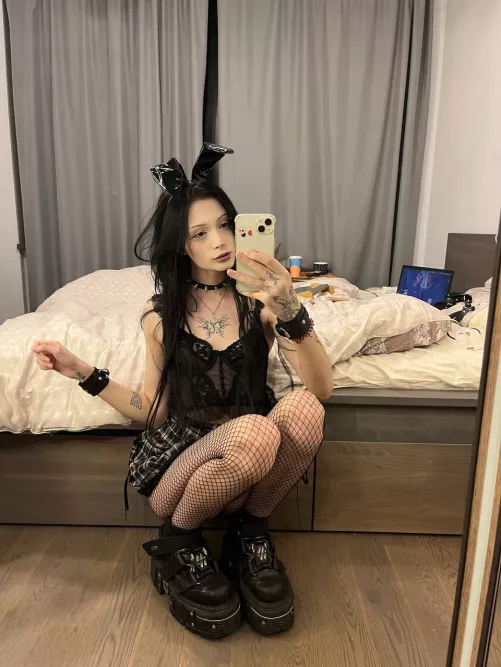 Breed with a goth bunny