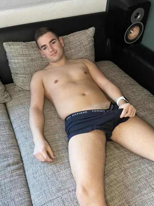 can I be your college fuckdoll?