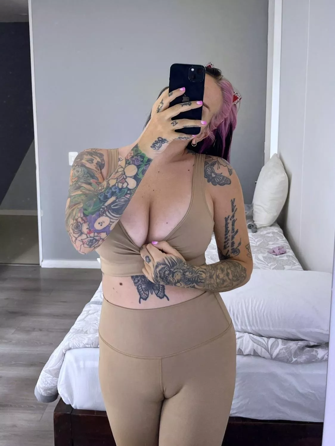 Having a cameltoe just helps me feel good through the day