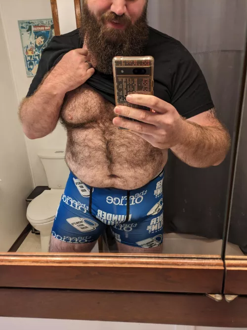 I'm working from home today, but wouldn't you love to do some work in the office instead!? 😁😁