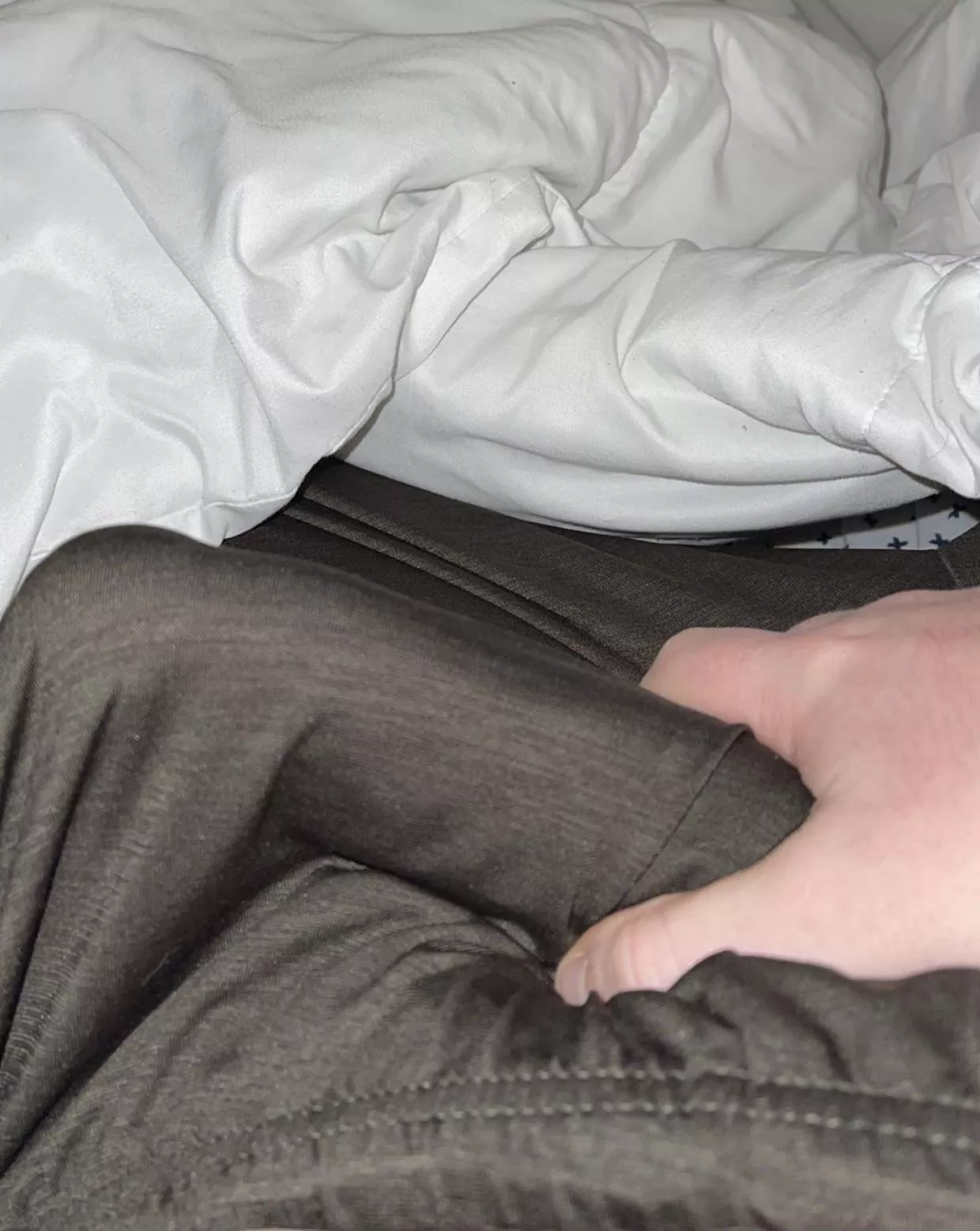 Rate my outline/message me to rate my cock