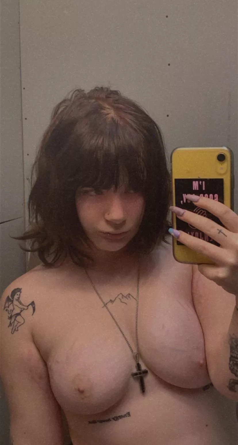 The things I’d do for Taco Bell rn 😩