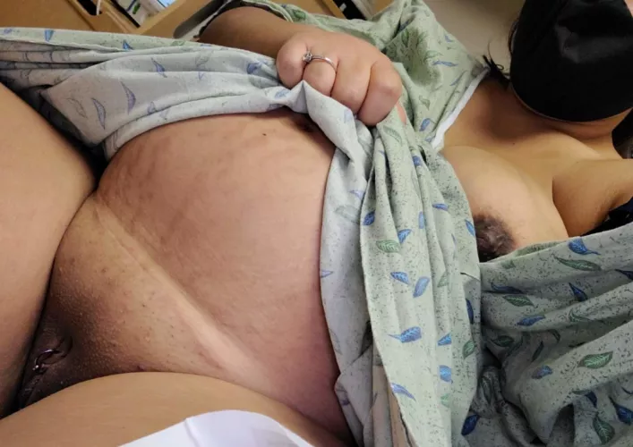 Throwback Thursday to when I was preggo! I miss it 😪