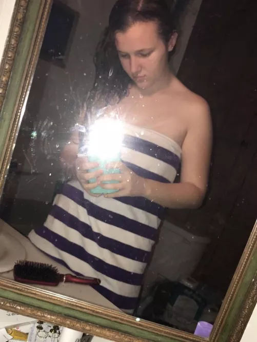 Would be a shame if the towel fell…🥺 come pull it down?