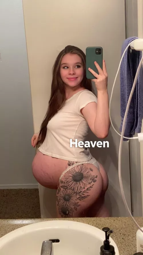 After this picture I took pregnant wet shirt shower pictures;) wanna see?