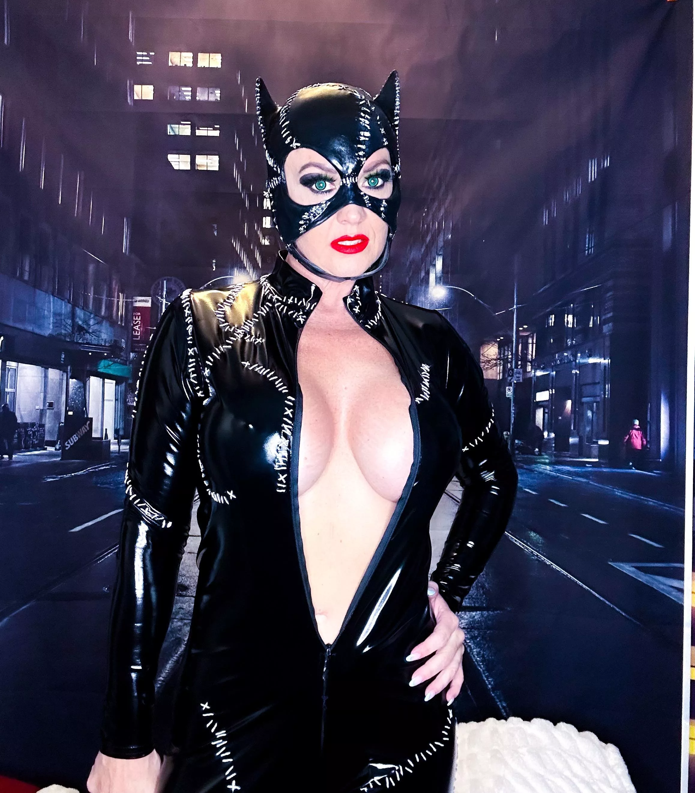 Catwoman by SelinaK34DD
