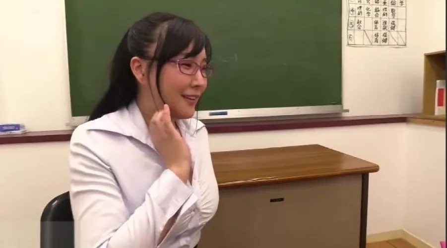 EVIS-197 Name of actress?