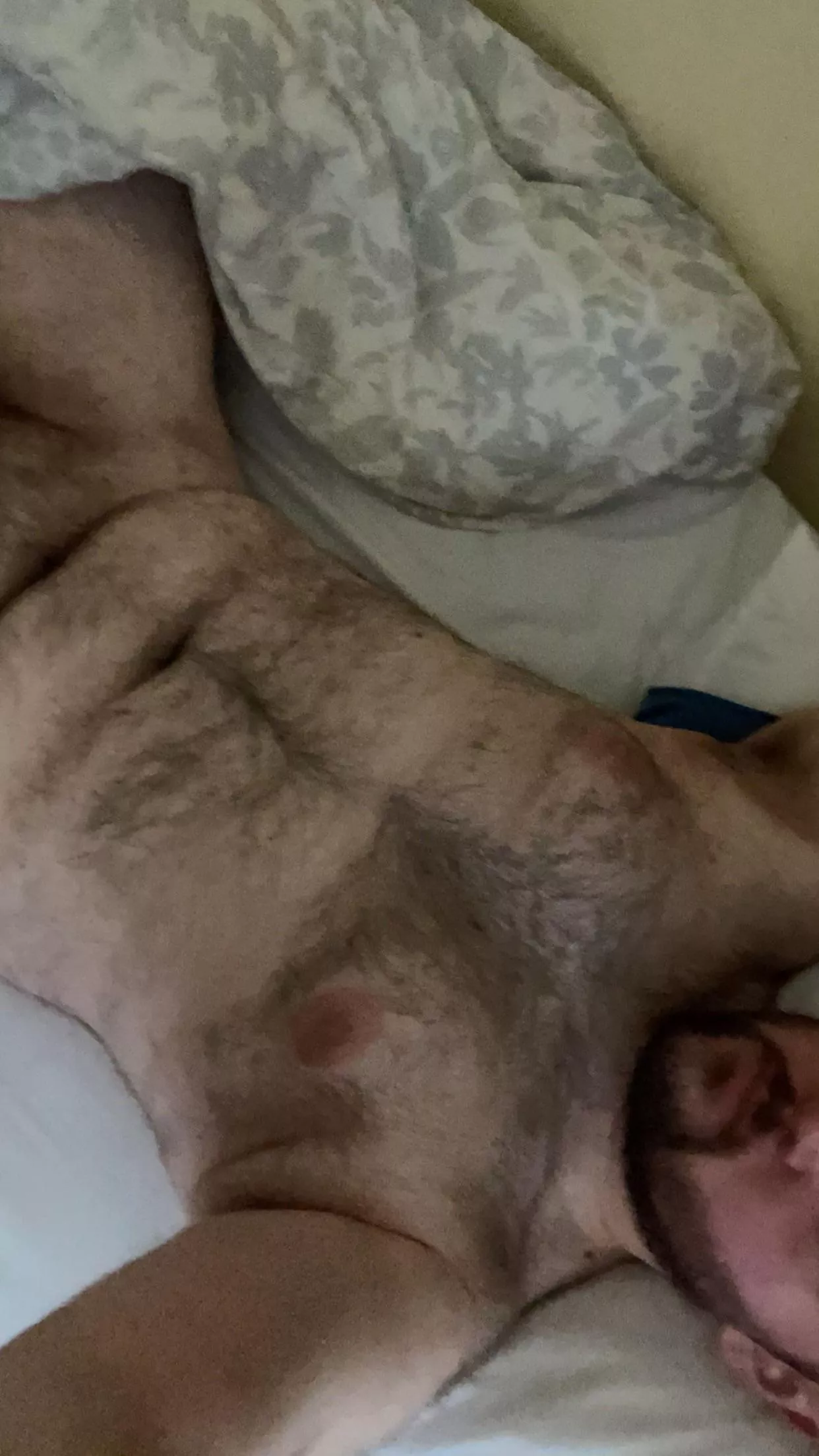 guy i was talking to started ghosting me so i got sad and was like let’s post on reddit!