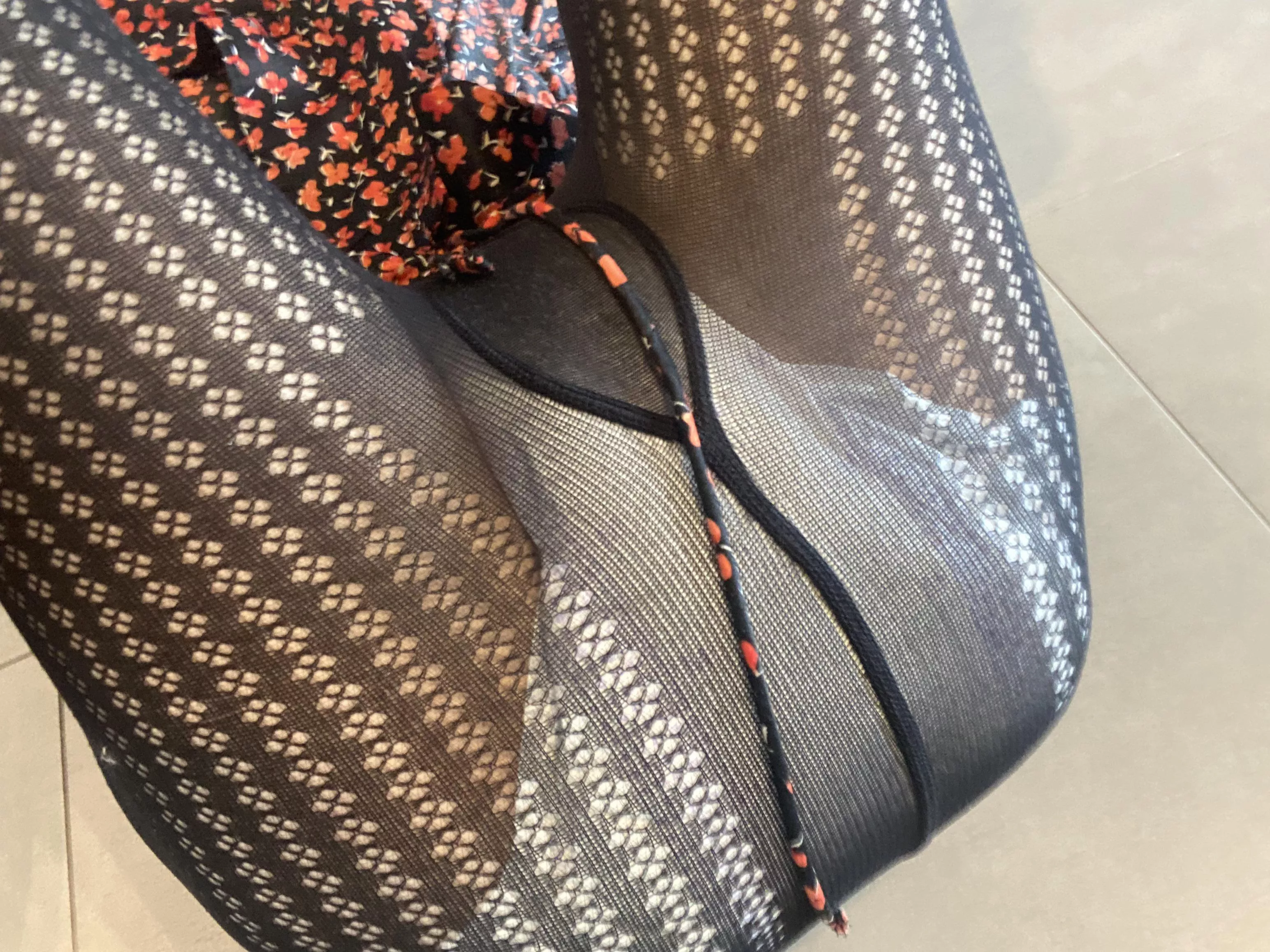 Hopefully I wore this diaper to go outside. Do you think i’m wet or very wet ? 😌