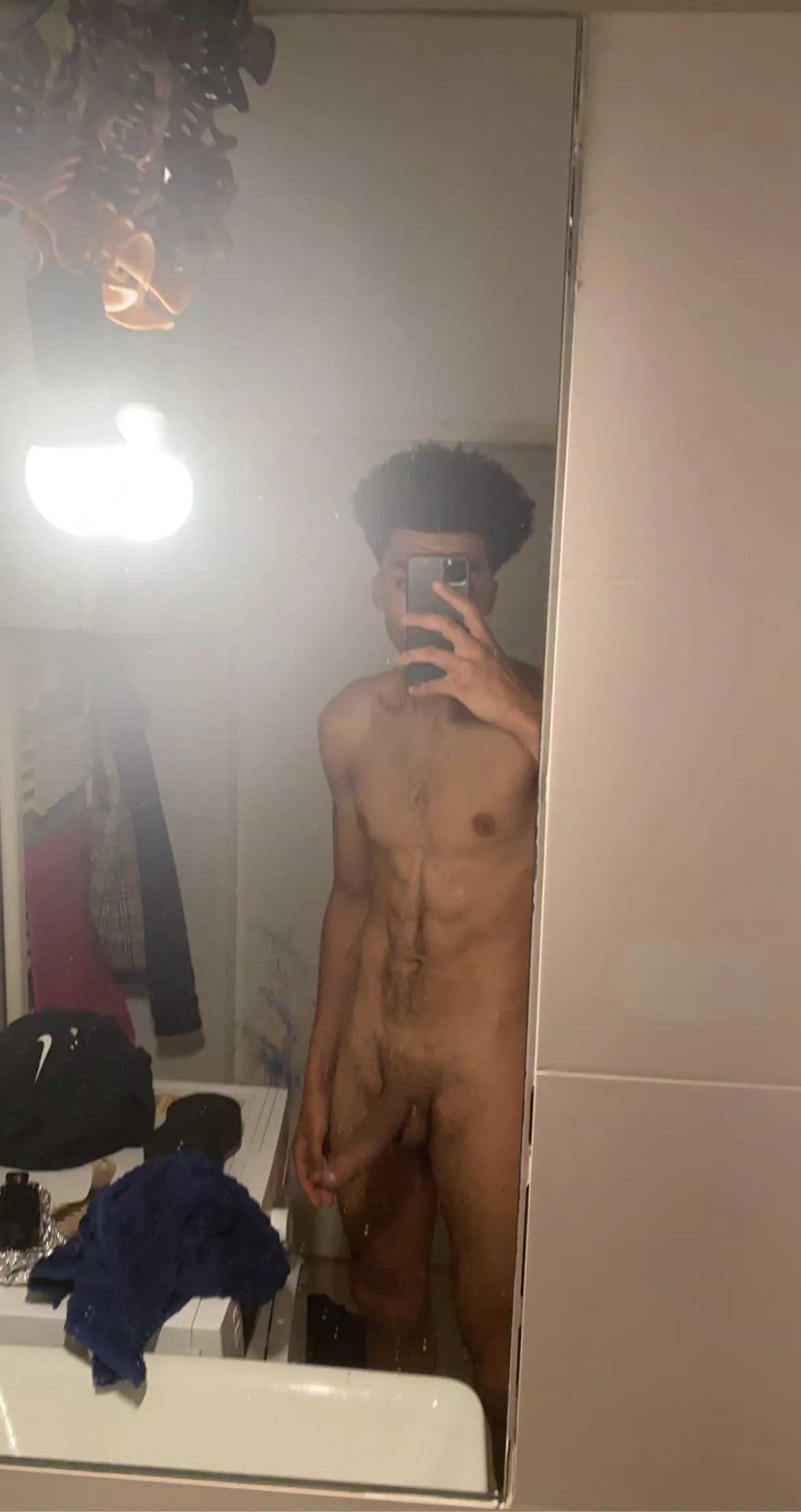 I’m officially a OF content creator, click link in bio 🍆