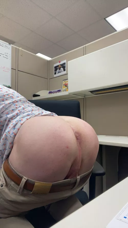 Just adjusting my chair..