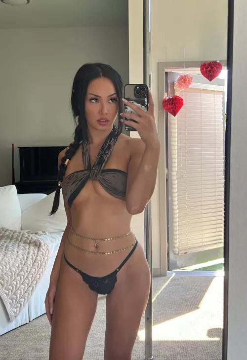 Lick my tummy up and down 👅 [IMG]