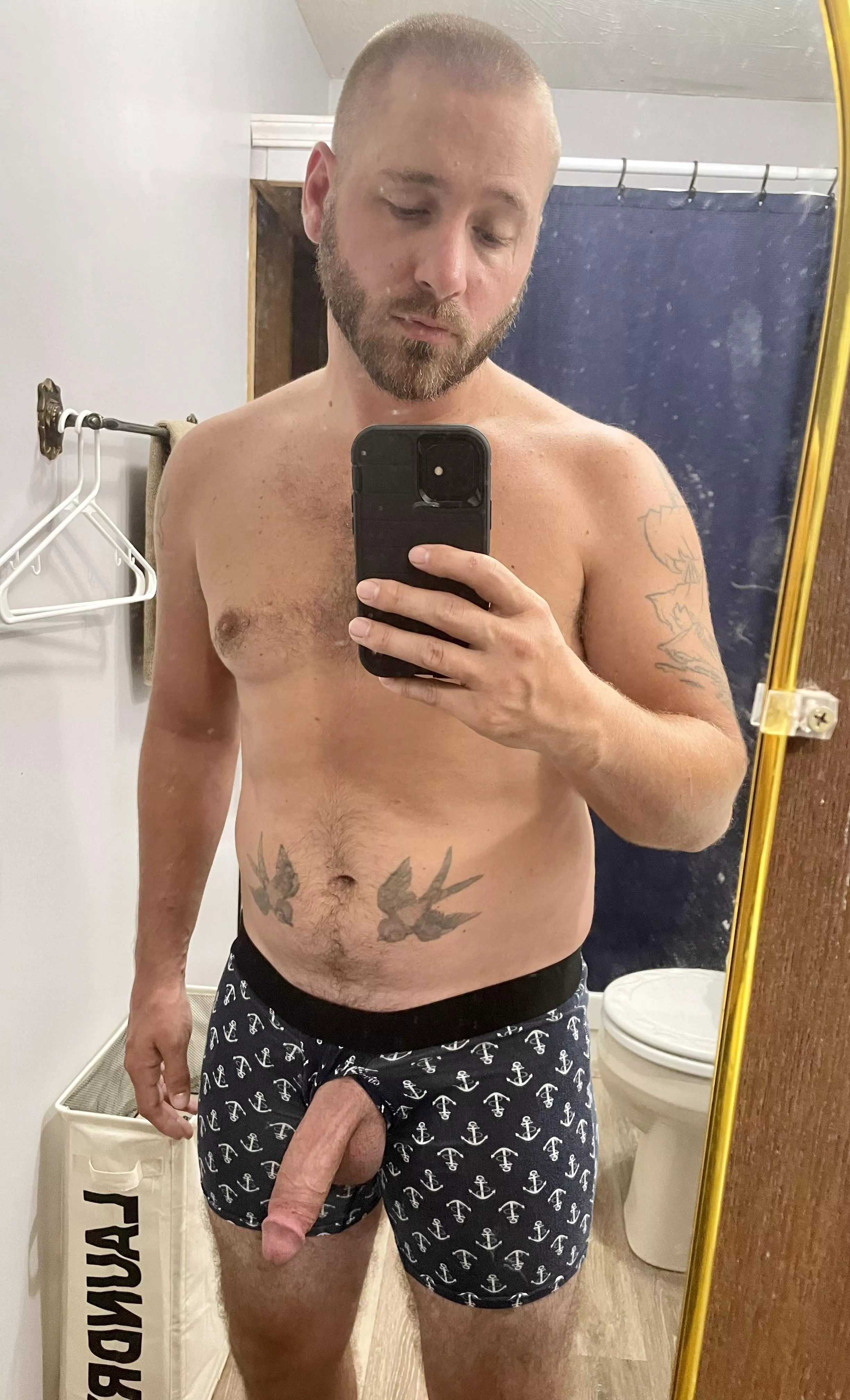 Peekaboo. PM’s welcome