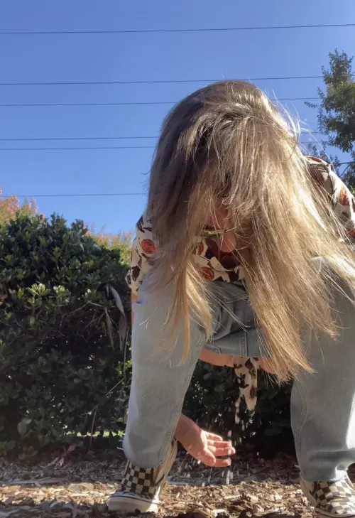 Playing in my pee, want to join me? 😁