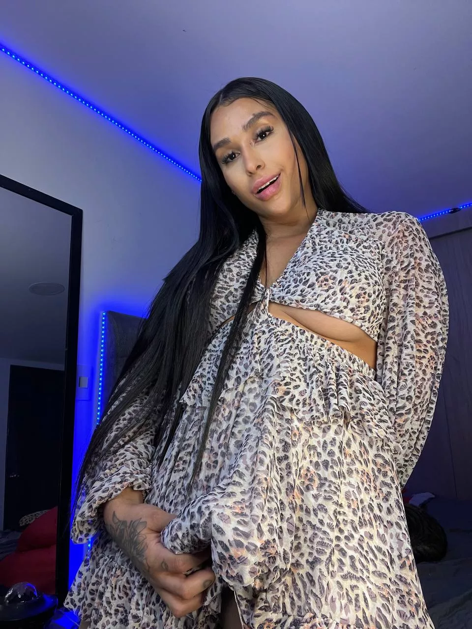 Say hi if I can send you vids of me getting fucked