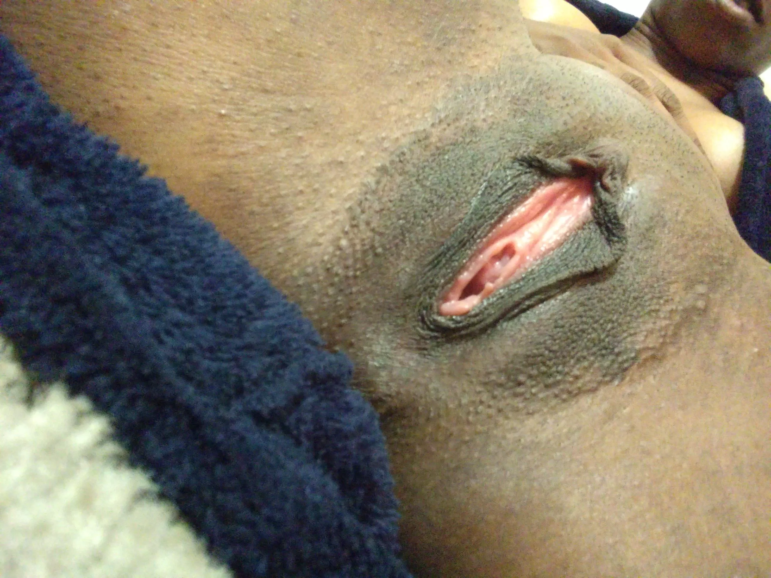 Sitting pretty just for massa 🤤💦🍆 sc gothanimelove