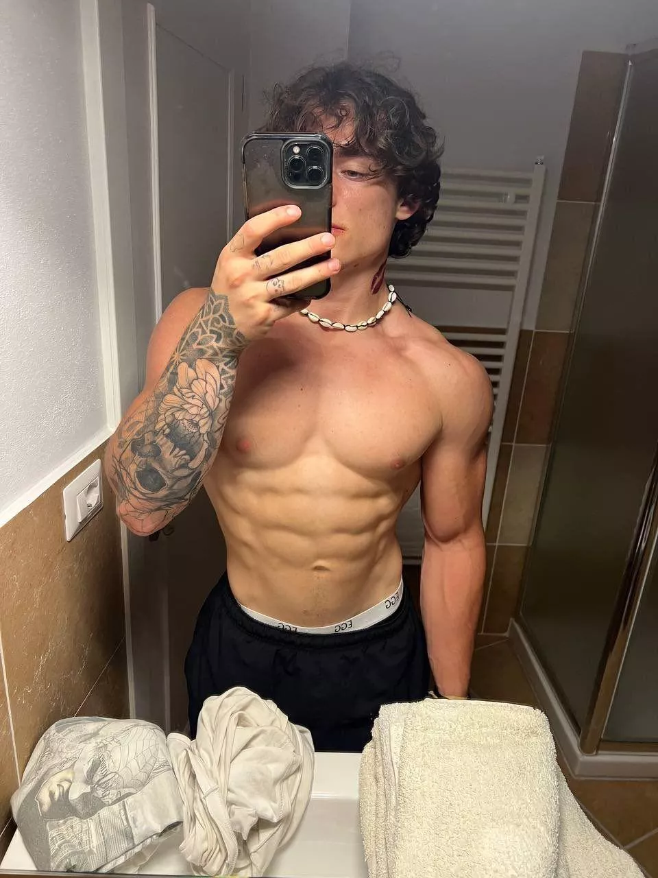 Very horny after the gym