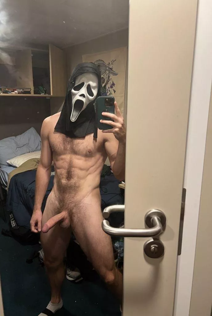 What’s your favorite gay porn movie 🍿