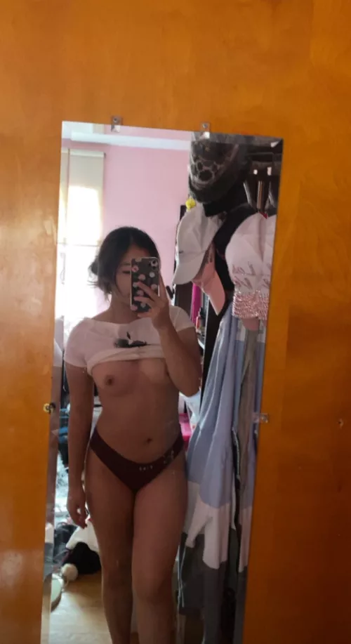 Would you fuck a small asian girl? ❤️