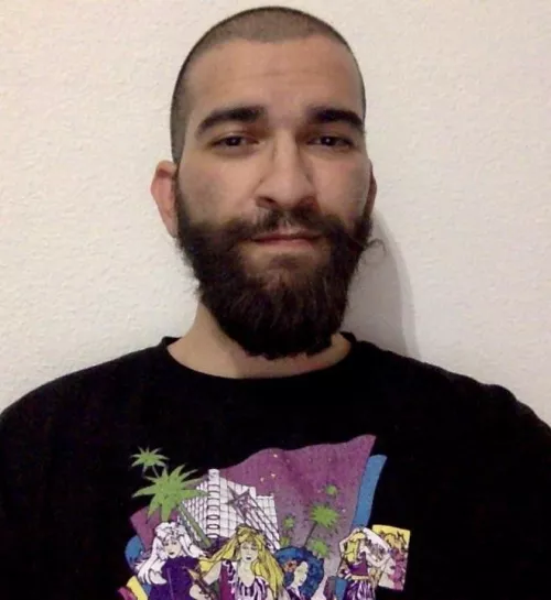 Anyone want to play Mario kart 8 deluxe online? I’ll let you pick the stages. 😁