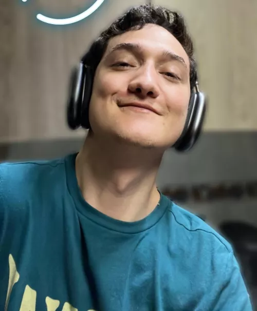 Beta Player 2 looking for an Alpha Player 1 for some Dead by Daylight and Texas Chain Saw Massacre matches. Play in PS5 / Xbox SX. Drop your username in the comments 👇🏻