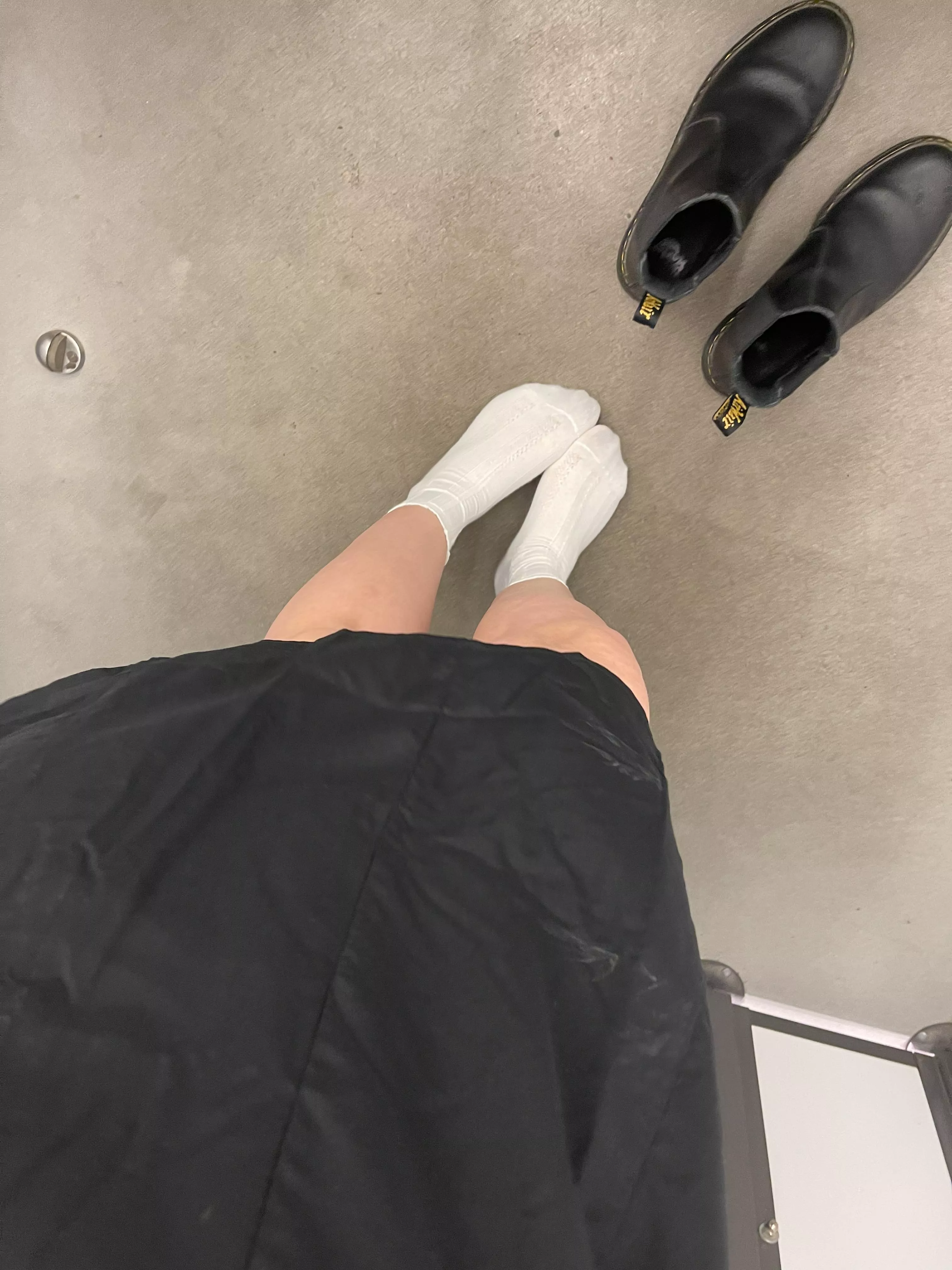 do I look cute for our date tonight? ✨