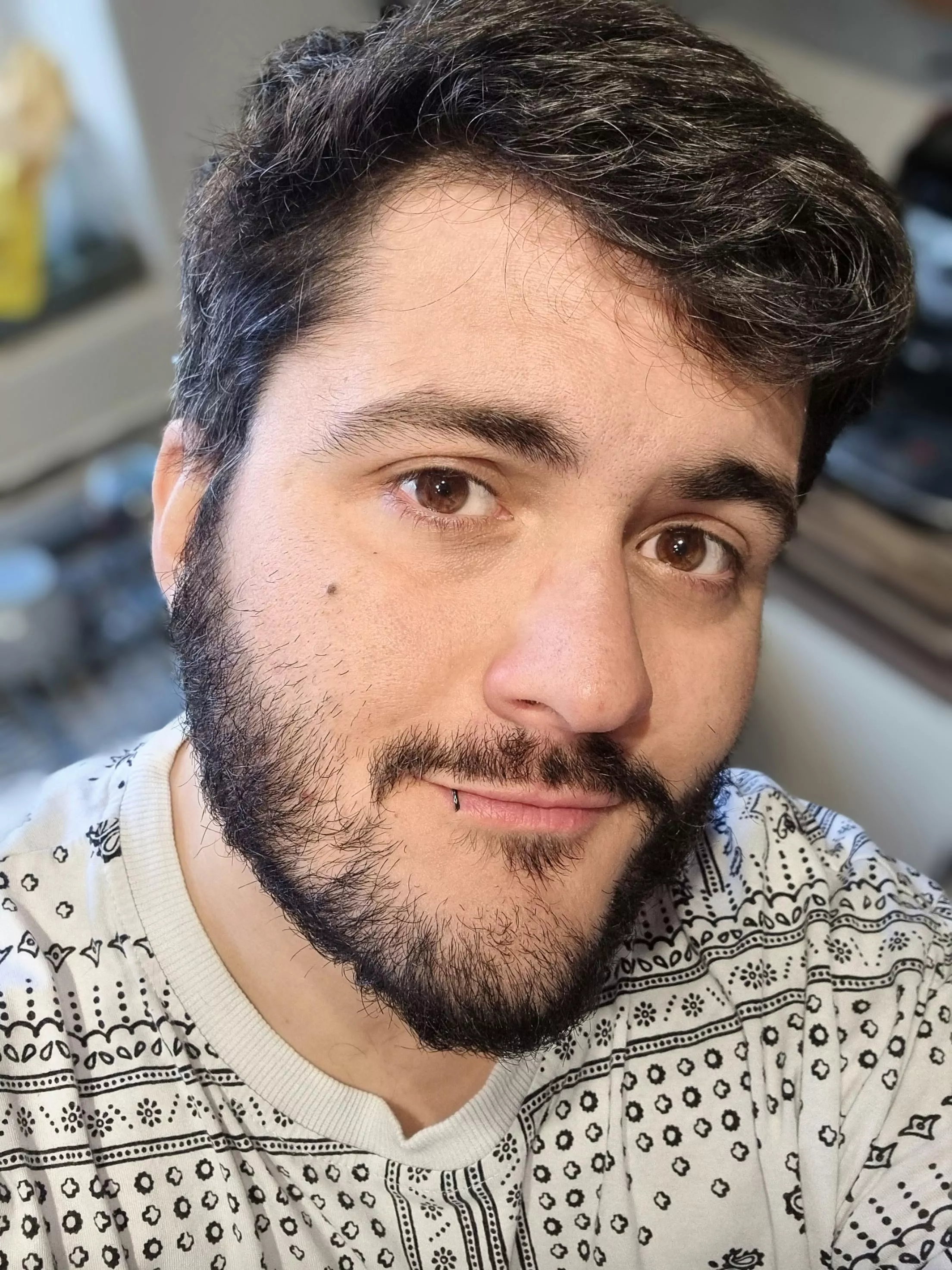 Happy Friday! Anyone got any fun plans tonight? What we going to play? 😜