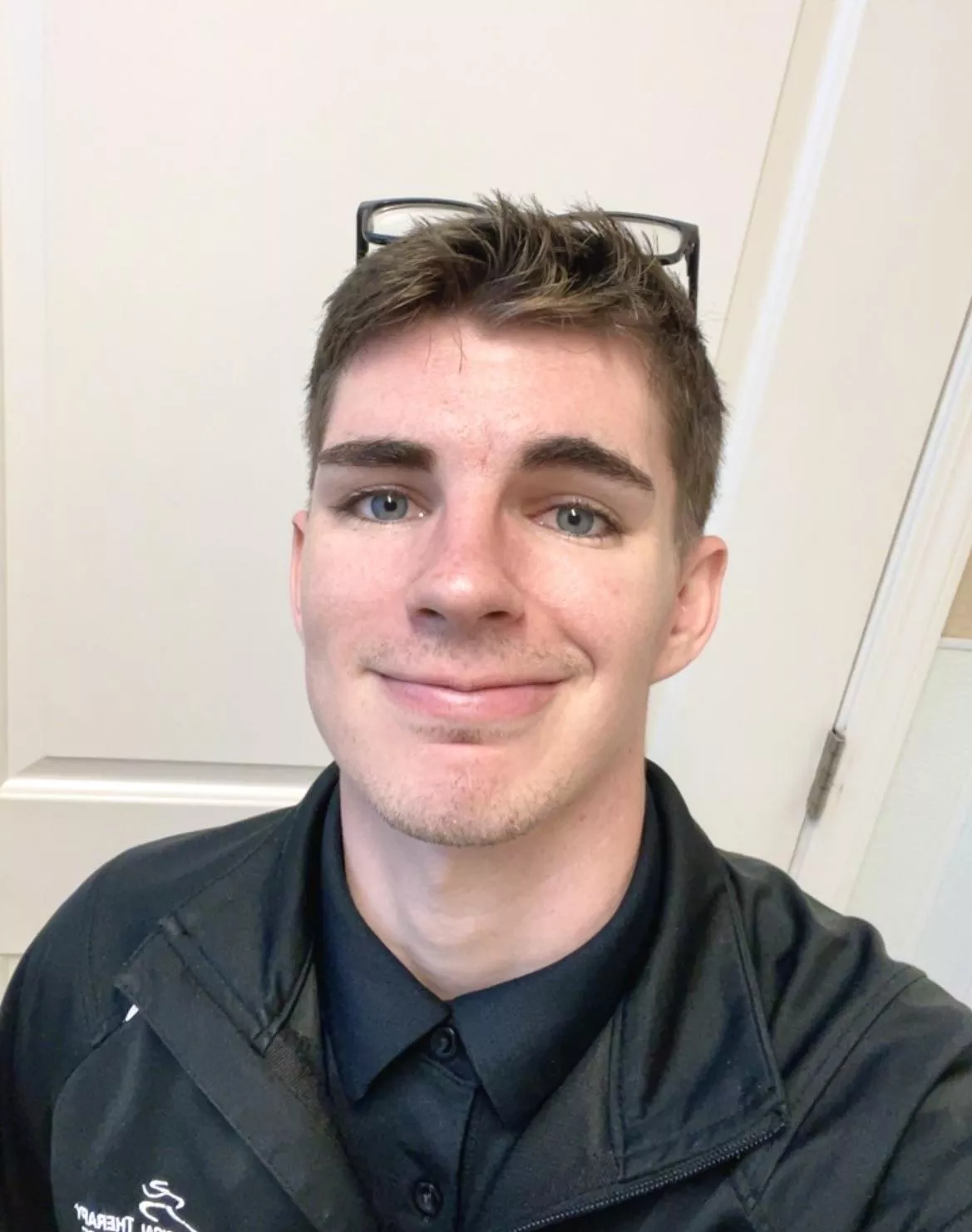 Happy Friday Bros!😁