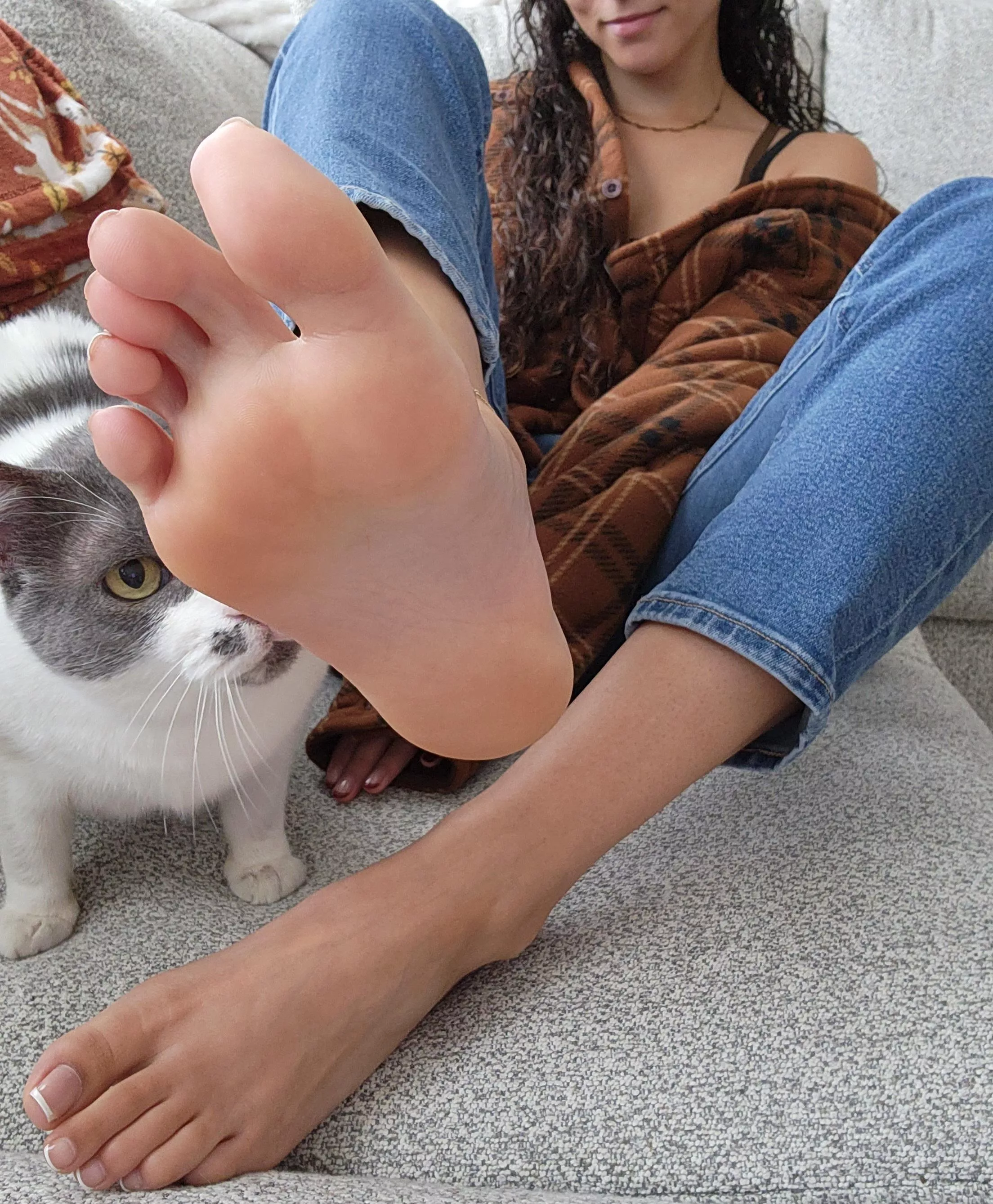 I bet you wish you were my cat right now don't you? 😻😜😉