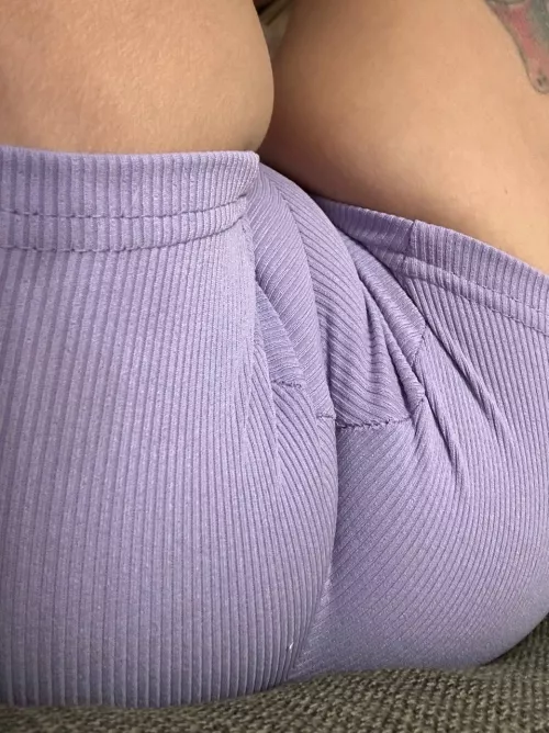 i love to go to the gym in these leggings