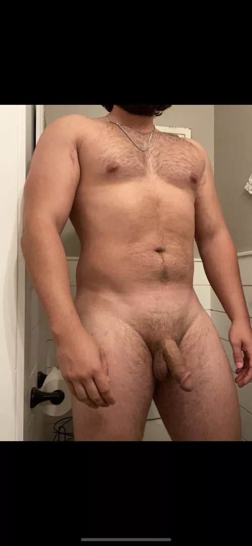 Just seeing what people think 24 m 215lbs