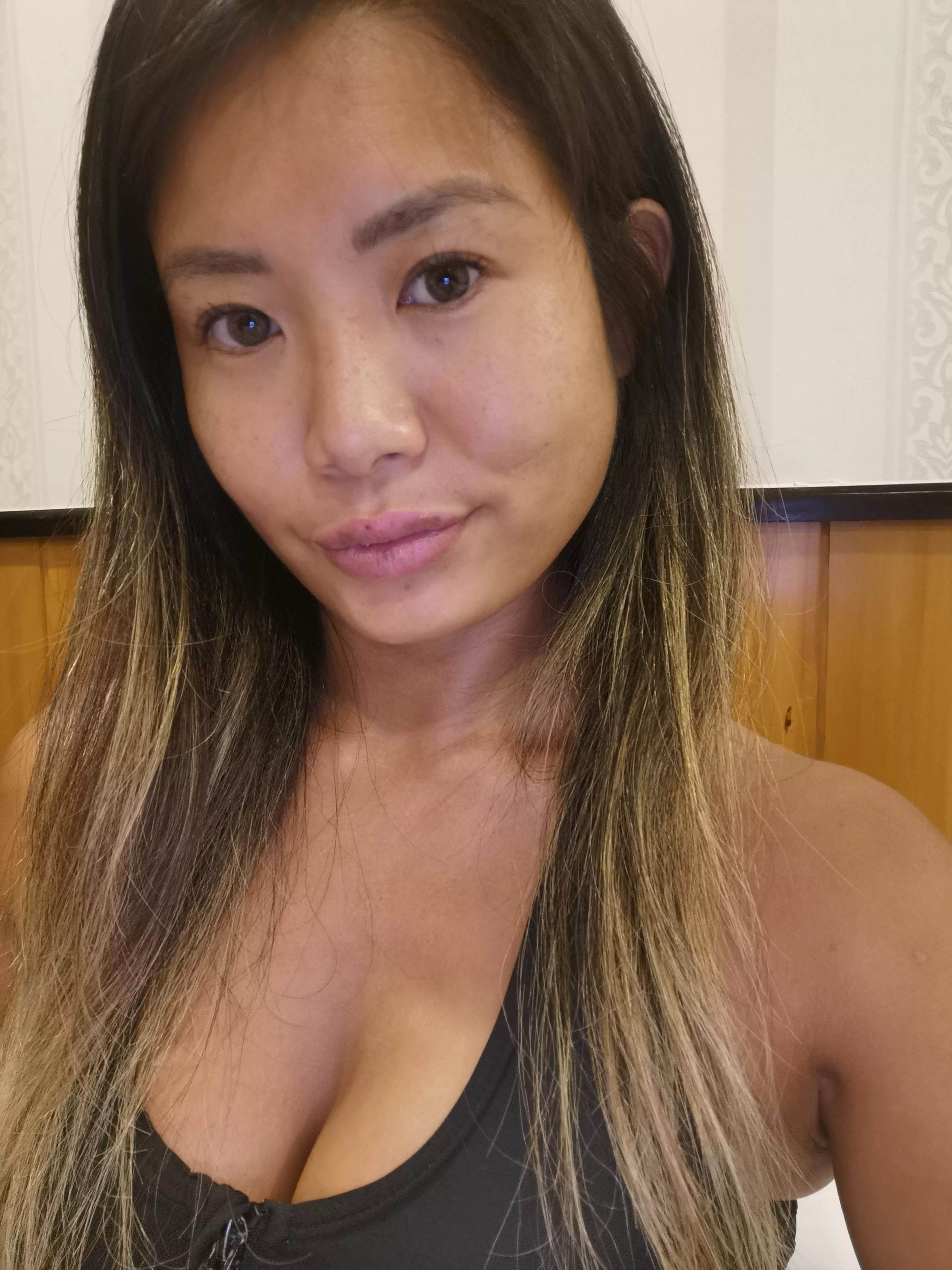 Thisishellmel (@thisishellmel) [Instagram]