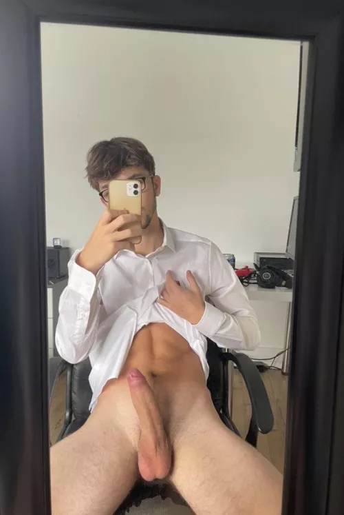 Would you be down to suck or maybe even ride my 8.5 inch cock after work?