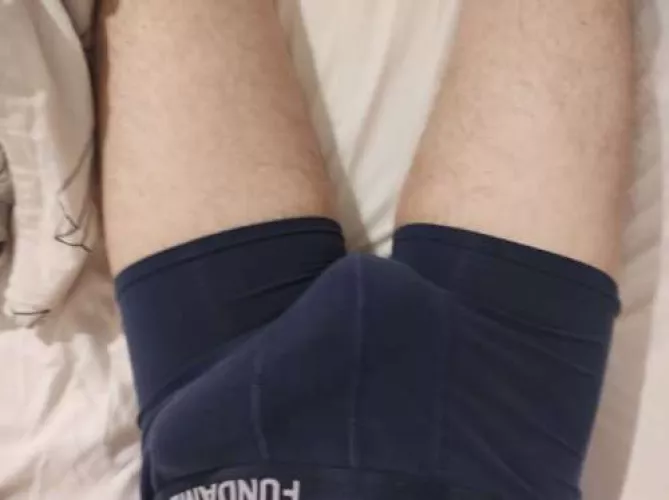 (22)someone down for comparing? My cock is in a nice mood